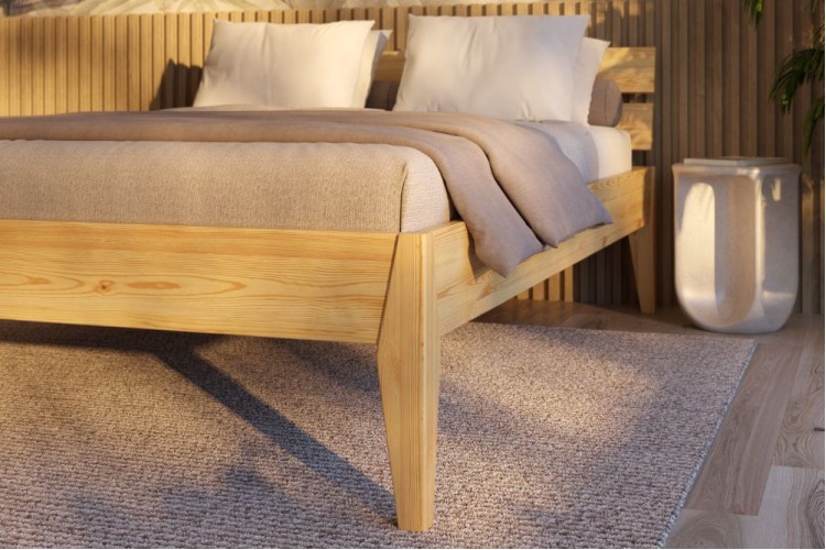 Letto in legno massello di pino Torino con testiera Letto in legno massello di pino Torino con testiera