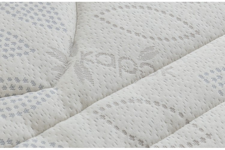 Materasso Think Natural 21 cm - lattice naturale 100% con topper lino e seta Materasso Think Natural 21 cm - lattice naturale 100% con topper lino e seta