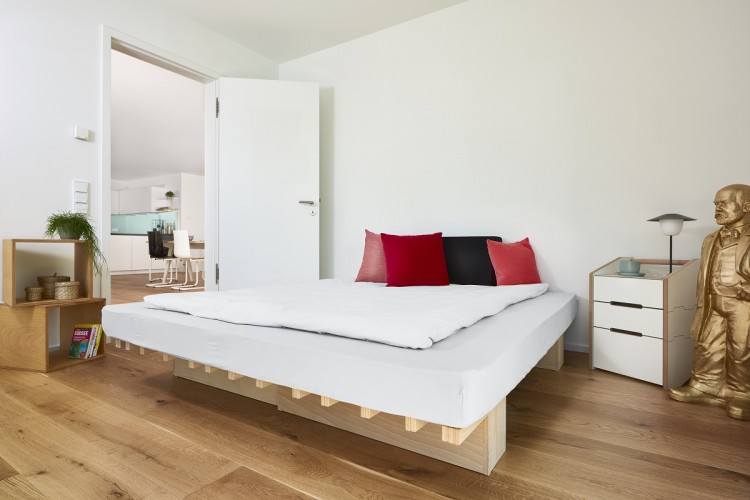 Letto in legno naturale Modulo-V alto 30 cm