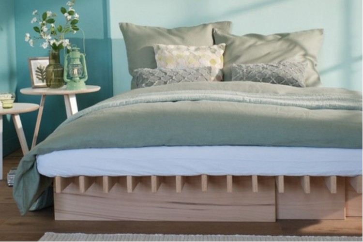 Letto in legno naturale Parallele alto 30 cm