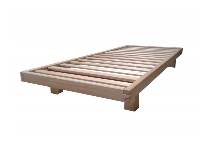 Letto a doghe senza parti metalliche Wood