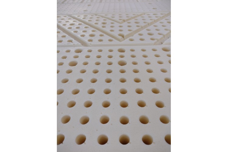 Topper in lattice 100% naturale 5 cm Topper in lattice 100% naturale 5 cm