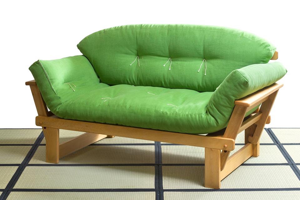 Divano letto in legno Ali con futon