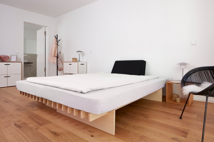 Letto in legno naturale Parallele Letto in legno naturale Parallele